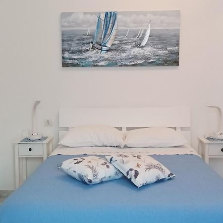 Apartments Daria ロヴィニ エクステリア 写真